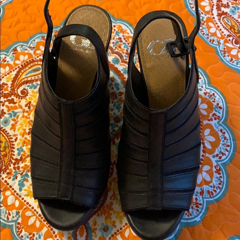 Gianni Bini wedges